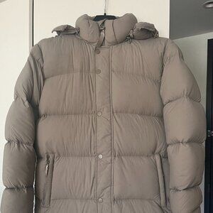 Aritzia Super Puff Mid